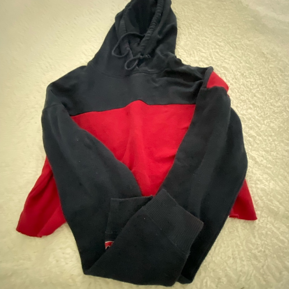Cropped hoodie